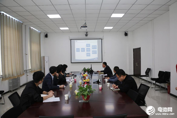 中國電池新能源產(chǎn)業(yè)鏈調(diào)研團(tuán)一行與派瑞特氣相關(guān)領(lǐng)導(dǎo)交流、座談 中國電池新能源產(chǎn)業(yè)鏈調(diào)研團(tuán)一行與派瑞特氣相關(guān)領(lǐng)導(dǎo)交流、座談