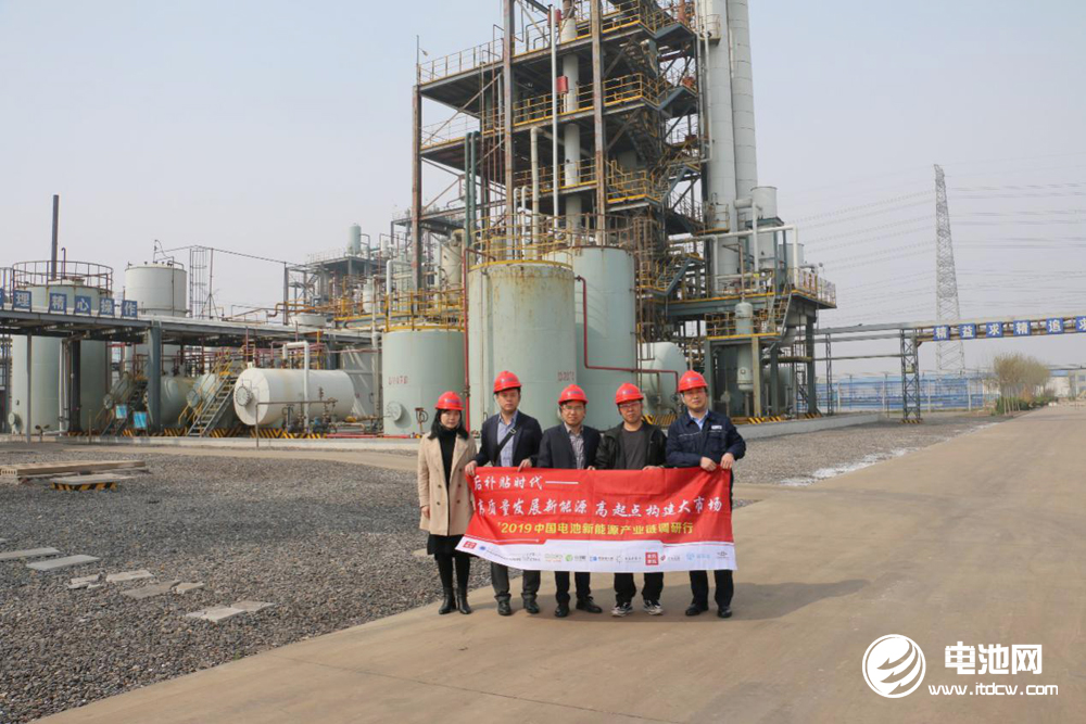 中國(guó)電池新能源產(chǎn)業(yè)鏈調(diào)研團(tuán)一行參觀調(diào)研裕能化工