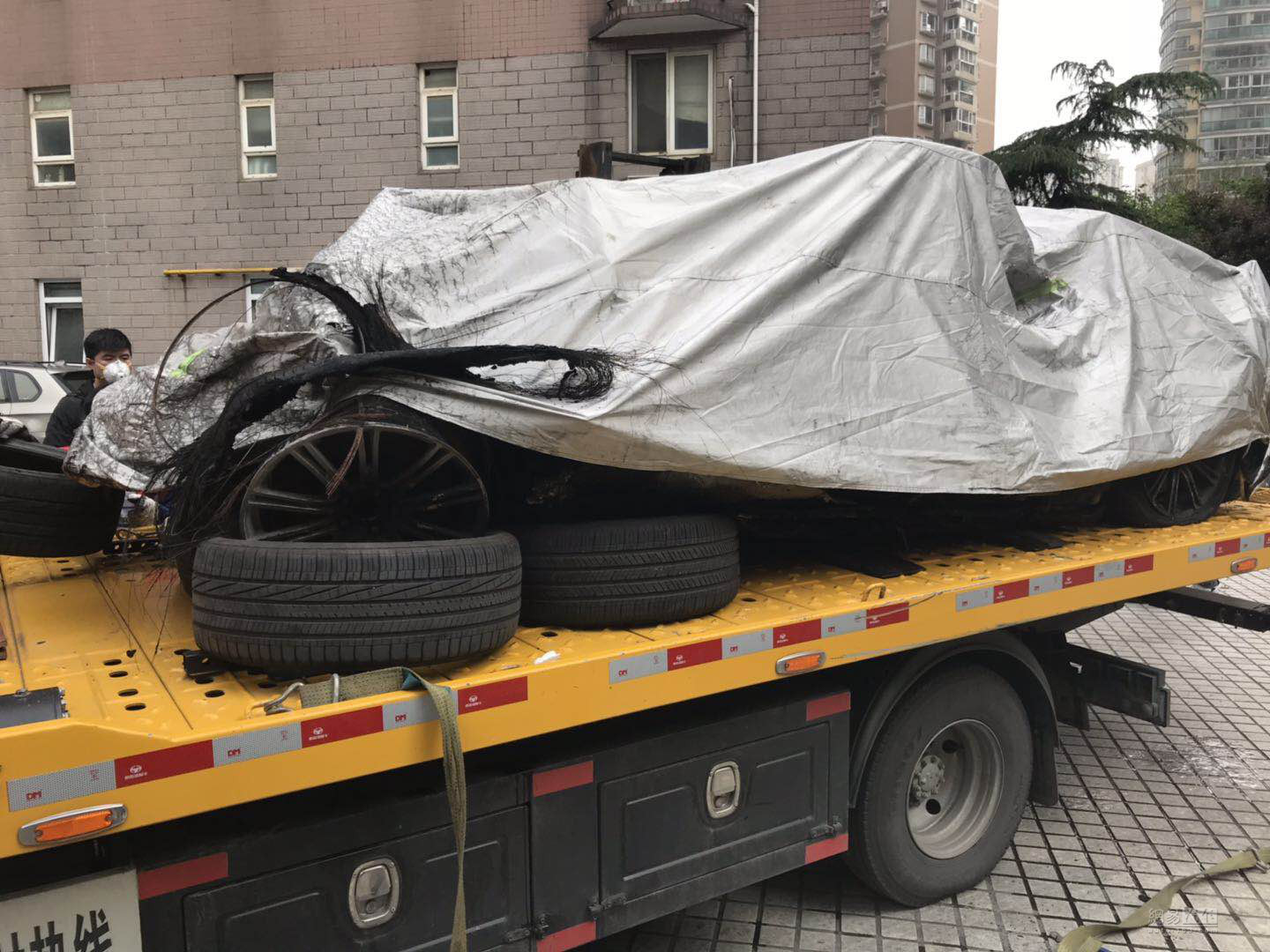 特斯拉自燃車輛 特斯拉自燃車輛