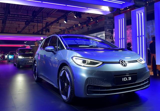 大眾集團ID.3電動車舉行投產儀式 德國總理默克爾出席