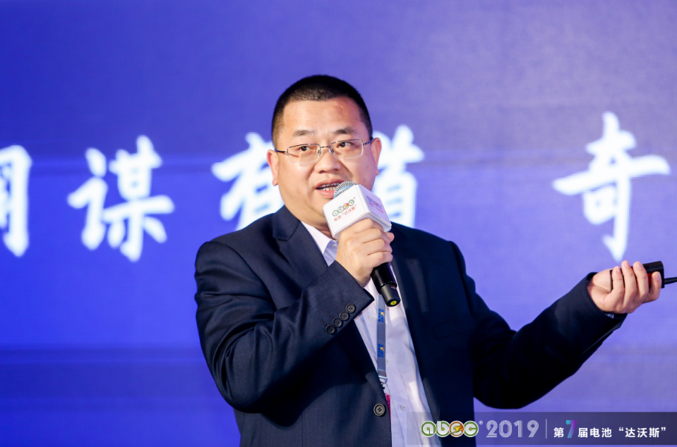 佛山市金銀河智能裝備股份有限公司董事、副總裁稂湘飛