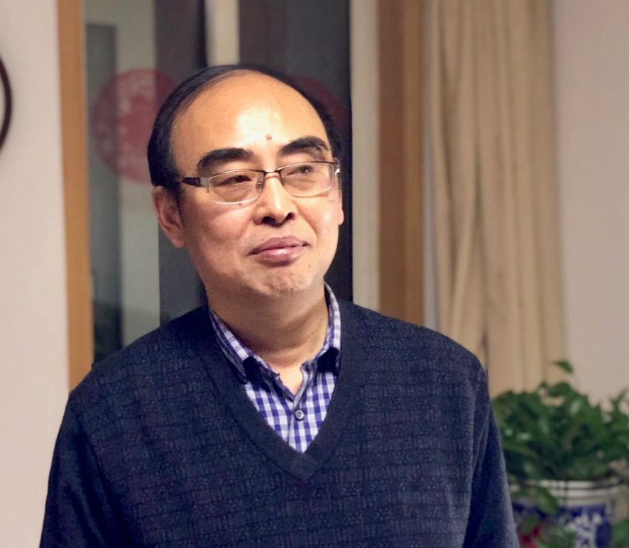 天津金牛電源材料有限責任公司 副總經理 孫新華 天津金牛電源材料有限責任公司 副總經理 孫新華