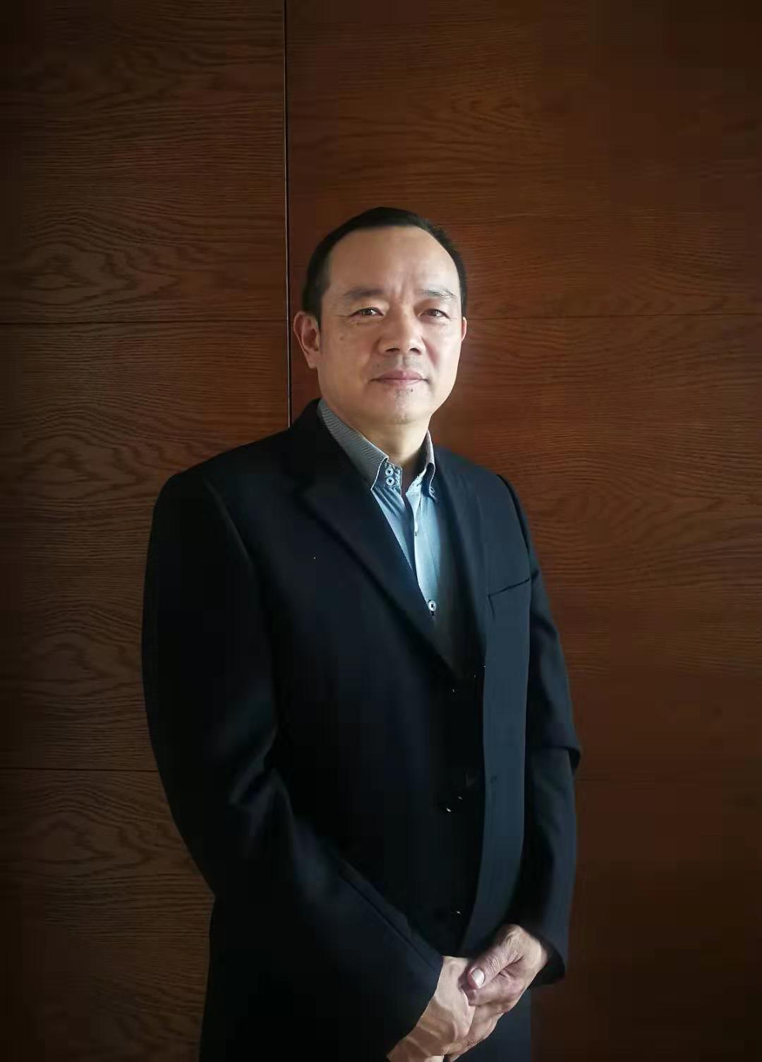 青島英特盛機器人科技有限公司總經理于曉峰