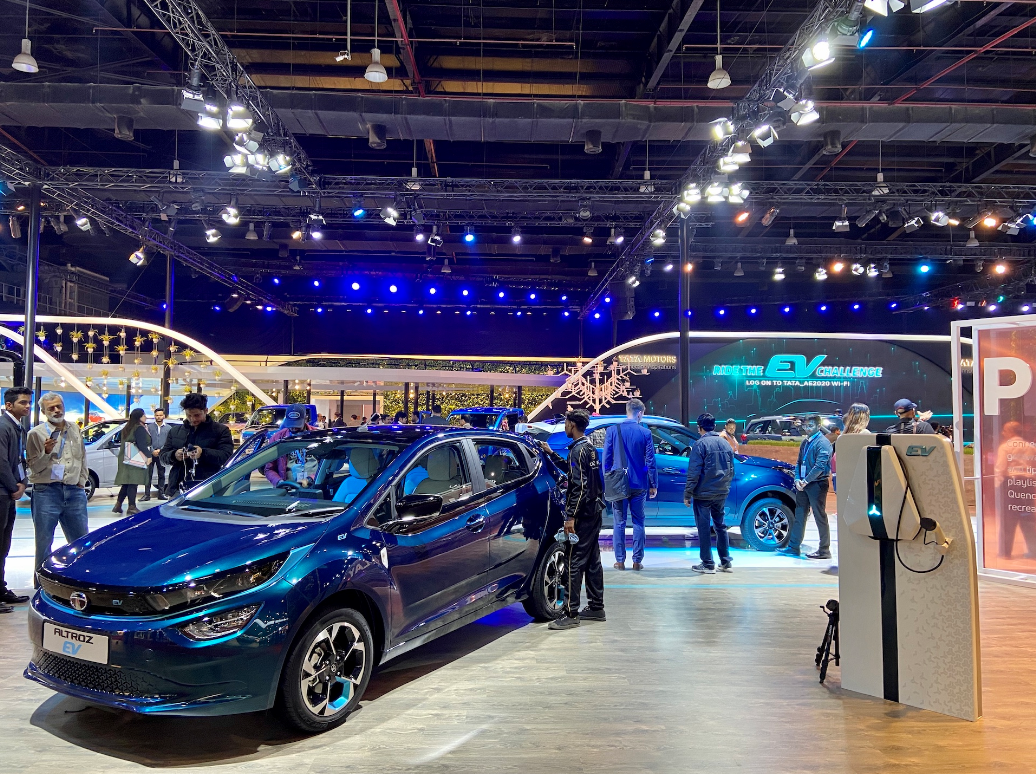 蜂巢能源首次出征新德里車展 硬核實力驚艷印度市場