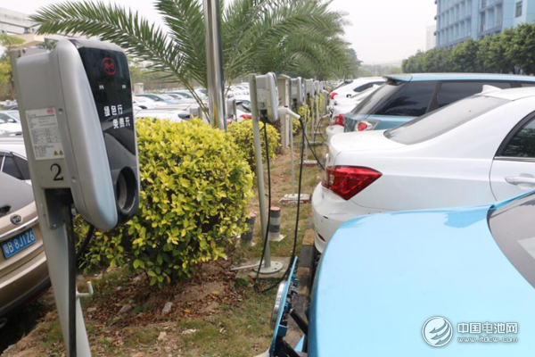 比亞迪豐田電動(dòng)車(chē)合資公司成立 注冊(cè)資本達(dá)3.45億元