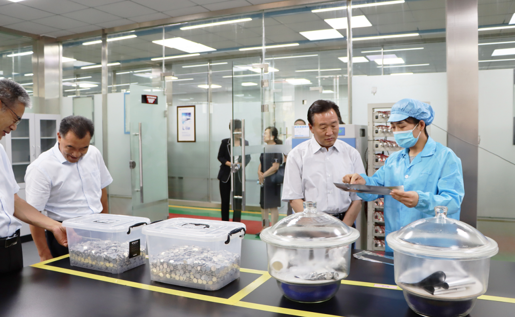 豐元股份與棗莊學(xué)院合作共建高端鋰電材料產(chǎn)學(xué)研用創(chuàng)新發(fā)展中心 豐元股份與棗莊學(xué)院合作共建高端鋰電材料產(chǎn)學(xué)研用創(chuàng)新發(fā)展中心