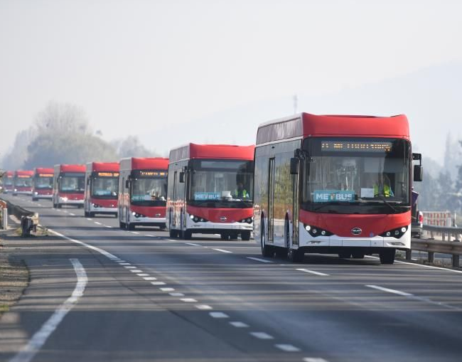 圣地亞哥街頭的比亞迪純電動大巴 圣地亞哥街頭的比亞迪純電動大巴