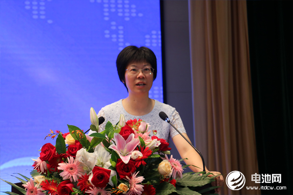 中共長(zhǎng)興縣委副書(shū)記、縣長(zhǎng)石一婷