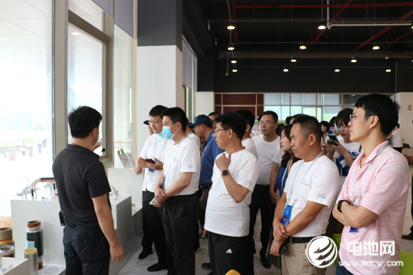 電池百人會企業(yè)家一行調研考察中俄研究院