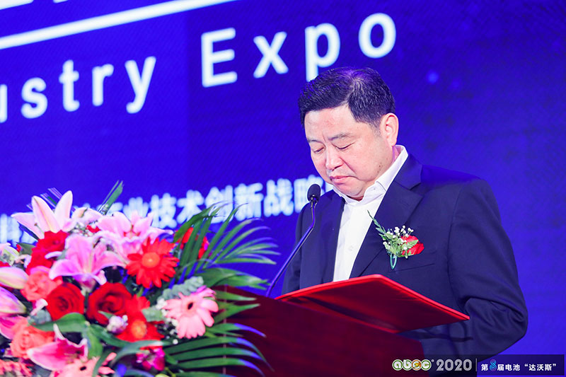 長沙市市委常委、常務副市長夏建平 長沙市市委常委、常務副市長夏建平