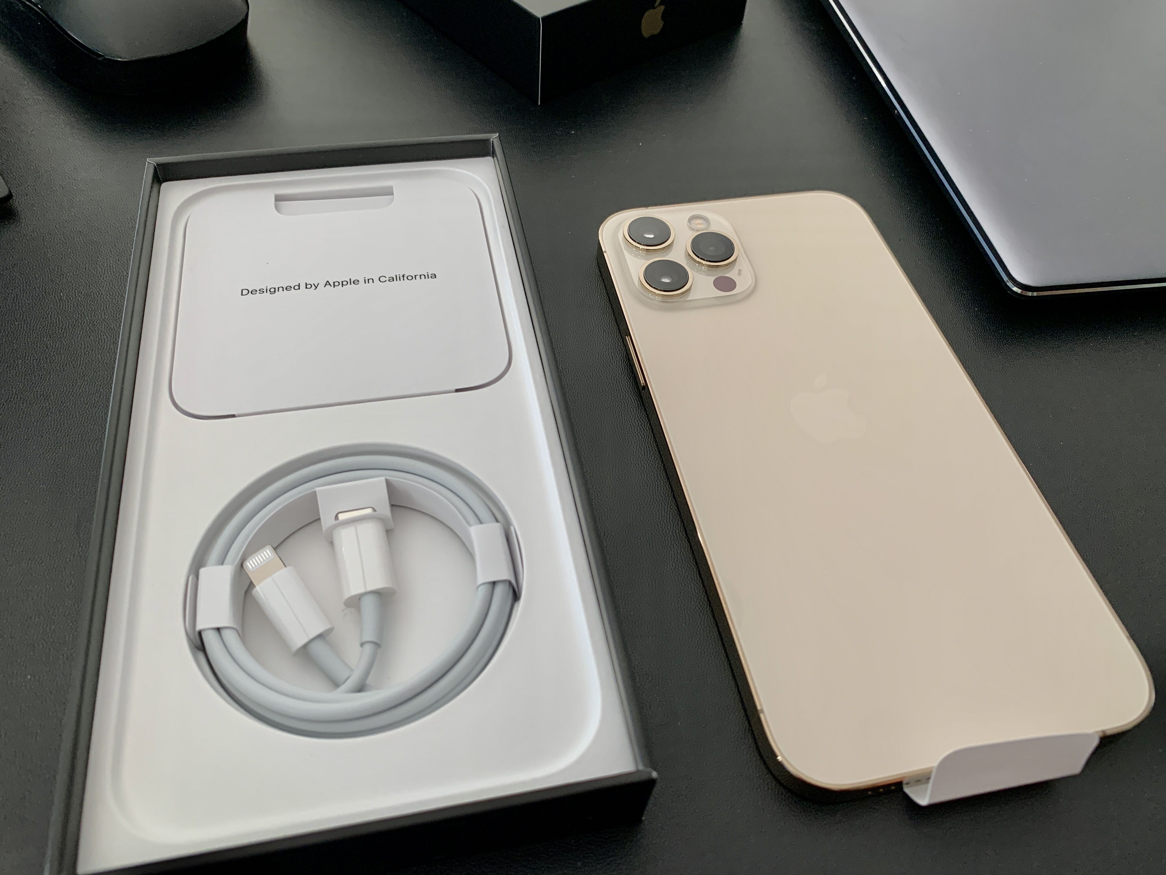 蘋果12 Pro max智能手機(jī)