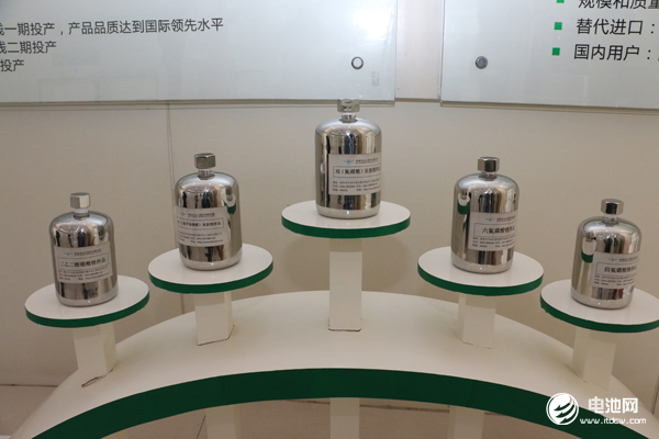 多氟多:六氟磷酸鋰目前價格約11萬元/噸 今年公司將新增5000噸產能 多氟多:六氟磷酸鋰目前價格約11萬元/噸 今年公司將新增5000噸產能