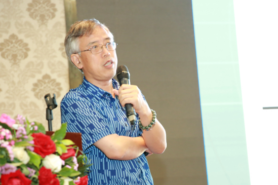 中南大學化學電源與材料研究所所長唐有根