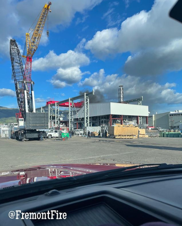 特斯拉弗里蒙特工廠突發(fā)火災(zāi) 為其目前產(chǎn)能最高的工廠 特斯拉弗里蒙特工廠突發(fā)火災(zāi) 為其目前產(chǎn)能最高的工廠