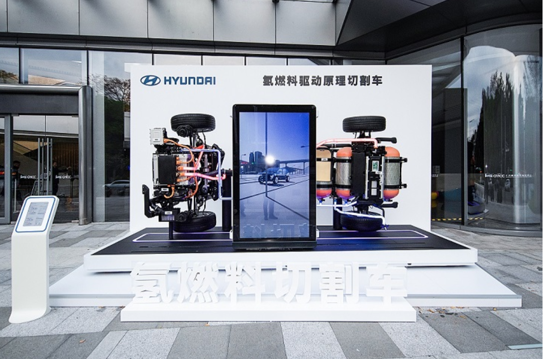 現代汽車氫燃料驅動原理切割車 圖片來源:現代汽車官網 現代汽車氫燃料驅動原理切割車 圖片來源:現代汽車官網
