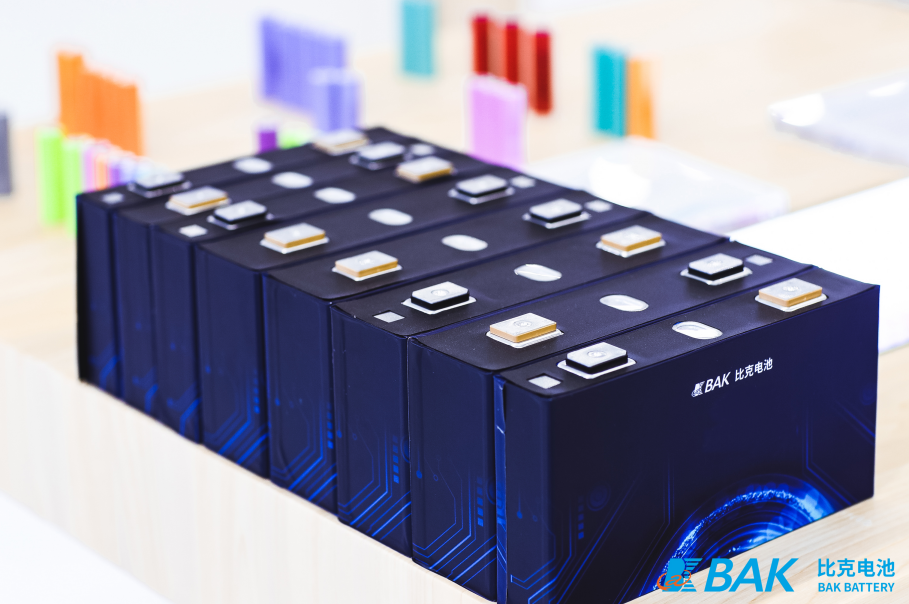 比克電池與漢龍通達戰(zhàn)略簽約 20億投入聚焦移動充電需求