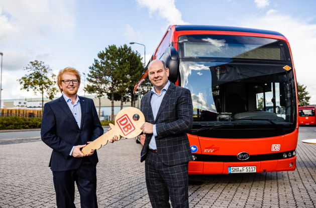 比亞迪向德國聯(lián)邦鐵路公司交付5臺純電動巴士 比亞迪向德國聯(lián)邦鐵路公司交付5臺純電動巴士