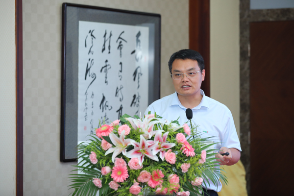 格林美股份有限公司 副總經(jīng)理 張宇平 格林美股份有限公司 副總經(jīng)理 張宇平