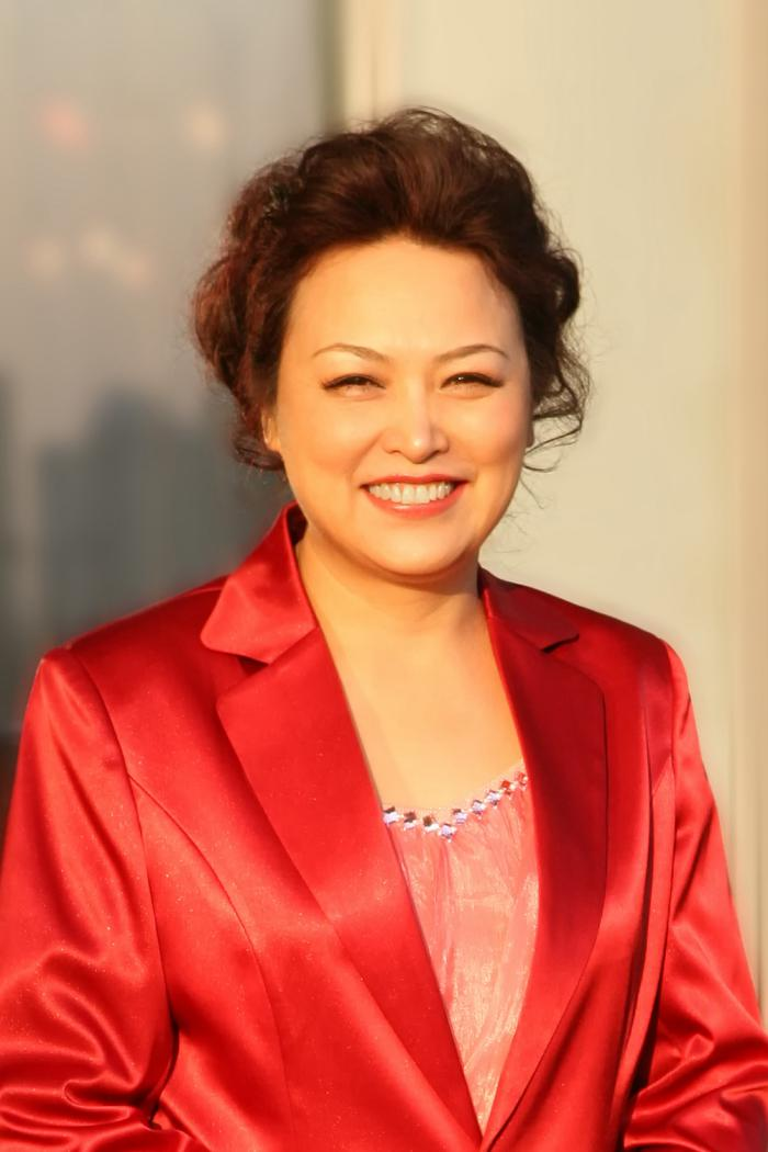 全國人大代表、長城汽車總裁王鳳英 全國人大代表、長城汽車總裁王鳳英