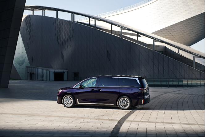 嵐圖夢想家即將上市 嵐圖夢想家即將上市