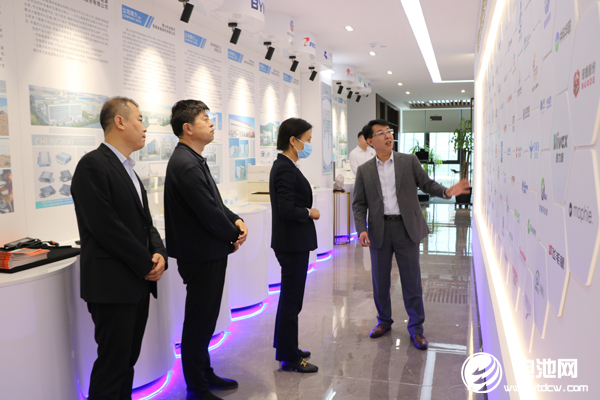 東營(yíng)市墾利區(qū)區(qū)委常委/副區(qū)長(zhǎng)張素霞一行到訪海融網(wǎng)山東總部 東營(yíng)市墾利區(qū)區(qū)委常委/副區(qū)長(zhǎng)張素霞一行到訪海融網(wǎng)山東總部