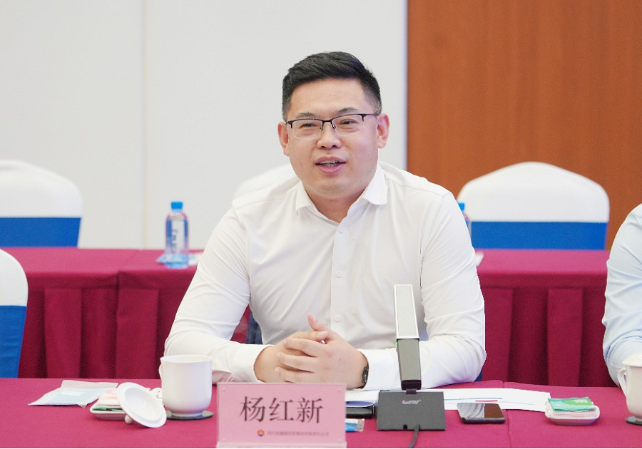 蜂巢能源董事長兼CEO楊紅新