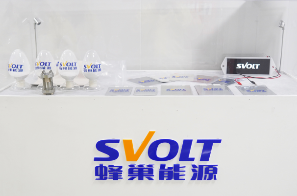 走進蜂巢創新中心 直擊短刀針刺 走進蜂巢創新中心 直擊短刀針刺