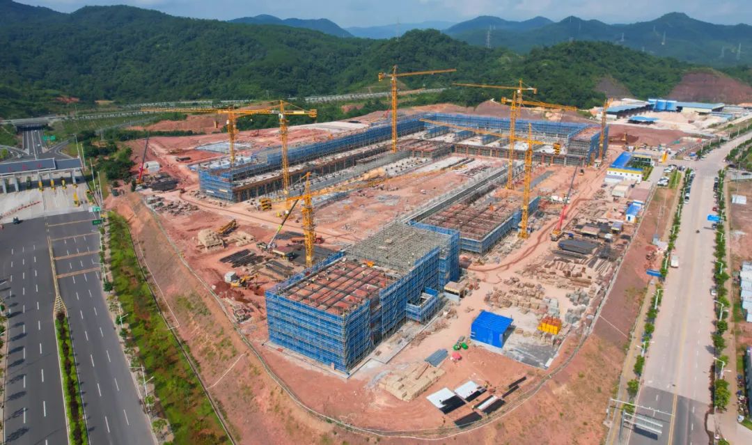 紫金銅箔項目建設現場