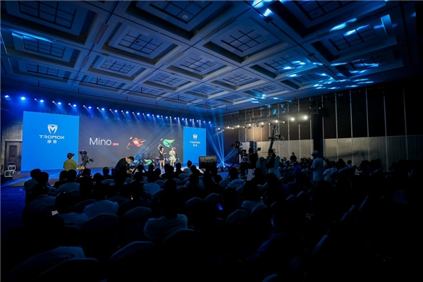 摩獸發布旗下首款新國標潮玩跨騎電自Pesgo one