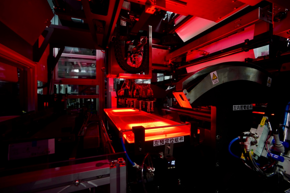 短刀＋疊片，看蜂巢能源會(huì)“芯”一擊！