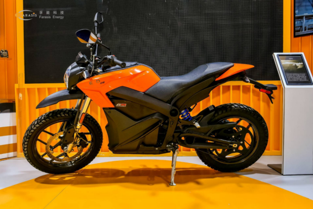 本屆摩博會上，孚能展臺展出ZERO展車