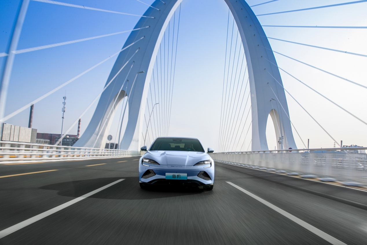 CTB技術(shù)傍身！累銷超5萬輛！比亞迪海豹獲五星安全認(rèn)證