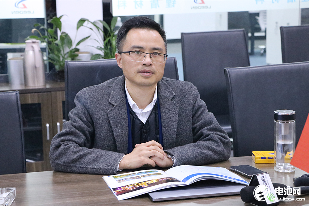 中國電池新能源產業鏈調研團一行參觀考察鋰盾材料