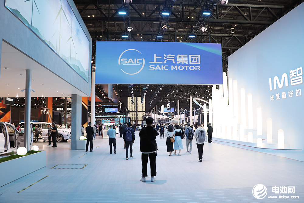 上汽集團擬60億參設(shè)基金 加快推進汽車芯片國產(chǎn)化