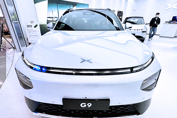 奔跑新賽道 能源換“新” 彎道超“車” 奔跑新賽道 能源換“新” 彎道超“車”