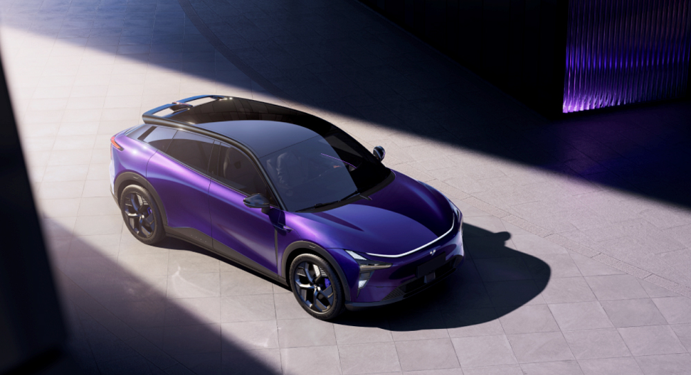 “極越”首款車型電池供應商曝光：寧德時代、蜂巢能源在列