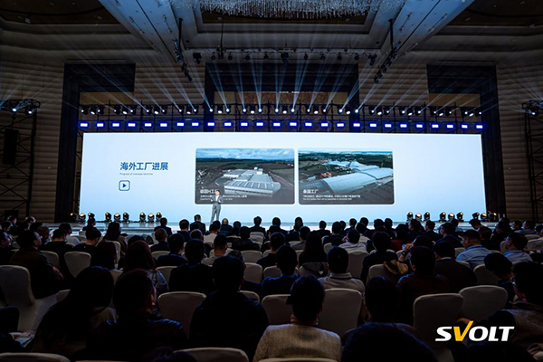 飛疊+短刀+快充 蜂巢能源第四屆電池日楊紅新再談行業內卷 飛疊+短刀+快充 蜂巢能源第四屆電池日楊紅新再談行業內卷