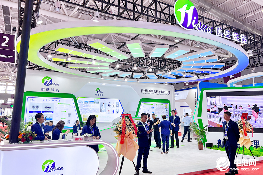 規(guī)劃產(chǎn)能18萬噸！電解液行業(yè)新兵逆勢擴產(chǎn)與橫向拓展齊發(fā)力