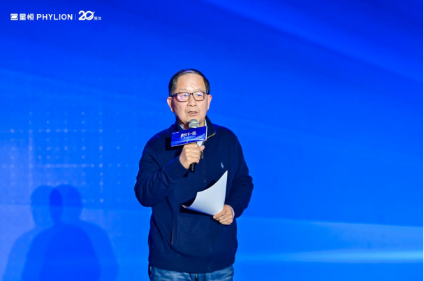 江蘇省自行車電動車協會名譽理事長陸金龍