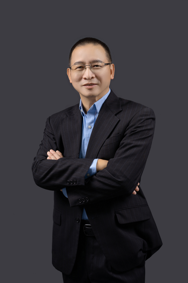 上海前晨汽車科技有限公司董事長/CEO黃晨東