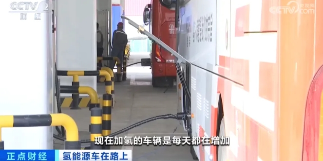 全國首個！一年節(jié)省超4萬元！山東這類車高速免費