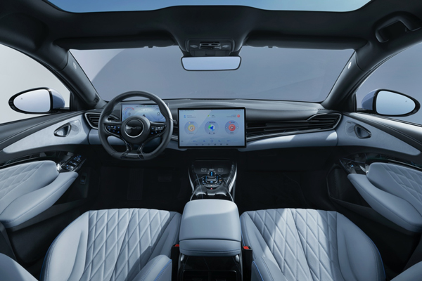 純電續航700km，比亞迪這個榮耀版車型真的被低估了！