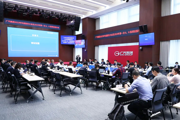 曾慶洪:上半年價格戰已打得頭破血流 預計下半年還會繼續