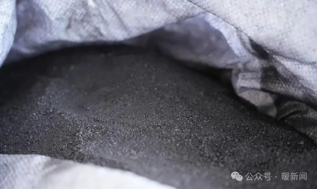 鄂爾多斯新創(chuàng)新材料有限公司首批試生產的鋰離子負極材料產品 鄂爾多斯新創(chuàng)新材料有限公司首批試生產的鋰離子負極材料產品