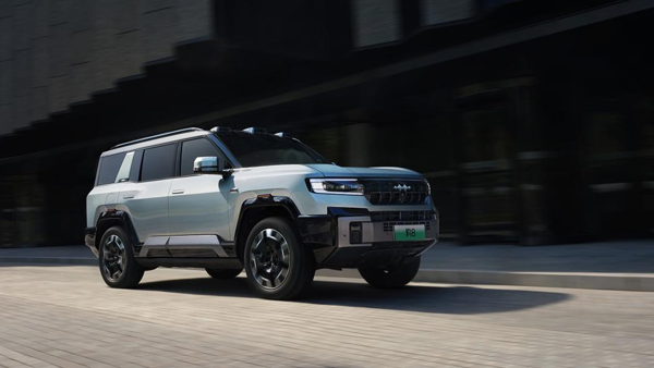 比亞迪方程豹攜手華為乾崑智駕 加速中國智駕技術(shù)向前