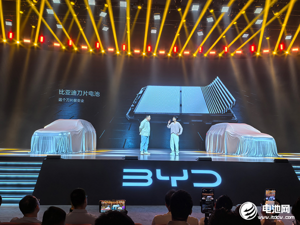 國民SUV雙車共舞！比亞迪距離第1000萬輛新能源車下線不遠了！