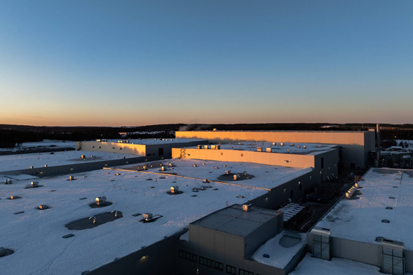 裁員1600人！30GWh擴產計劃擱置！這一電池公司迎至暗時刻