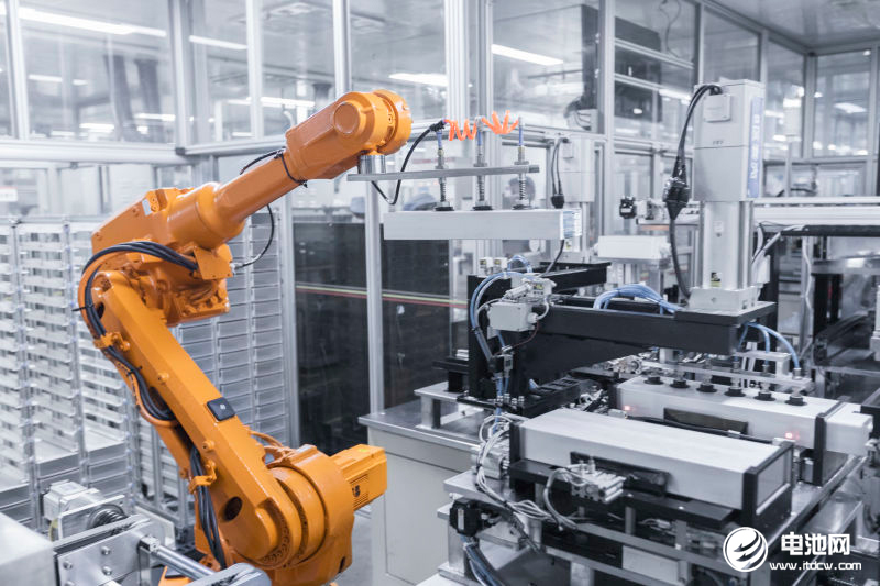 應(yīng)收及負(fù)債激增！鋰電“賣鏟人”變身“賣慘人”？