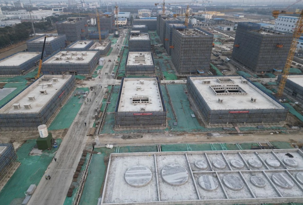 【電解液周報】兩大電解液項目傳新動態!六氟磷酸鋰價格4個月漲超17%!