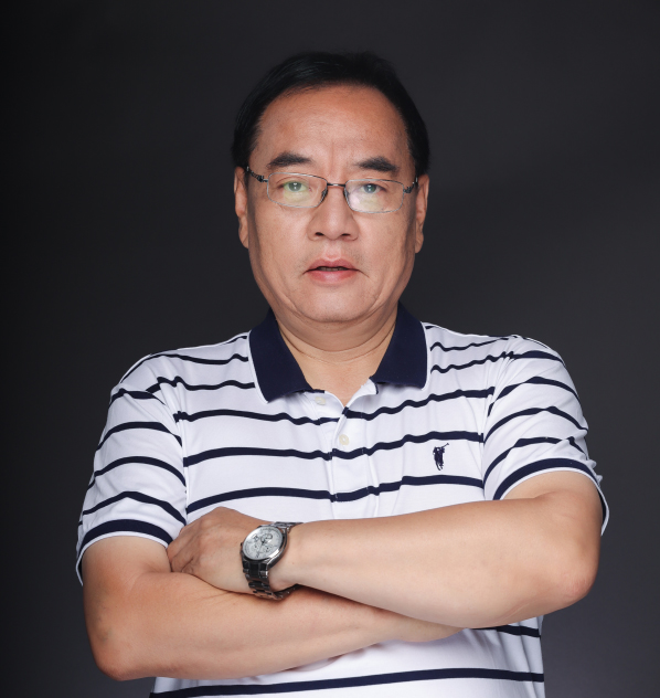 北京大學/中關(guān)村新型電池技術(shù)創(chuàng)新聯(lián)盟 教授/理事長 其魯